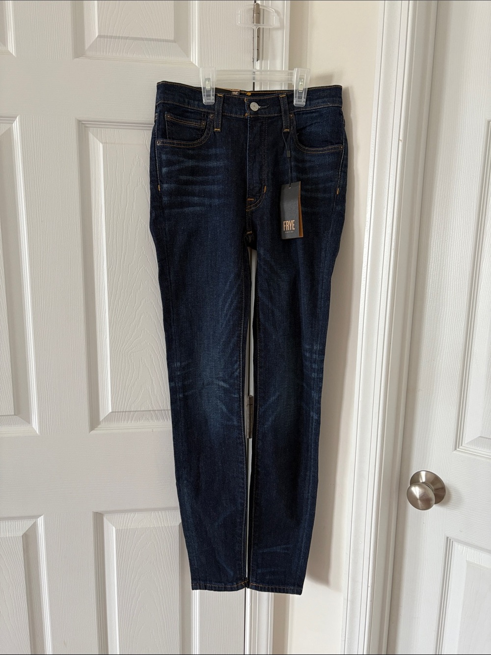 FRYE Women’s Addie Mid Rise Skinny Jeans 26